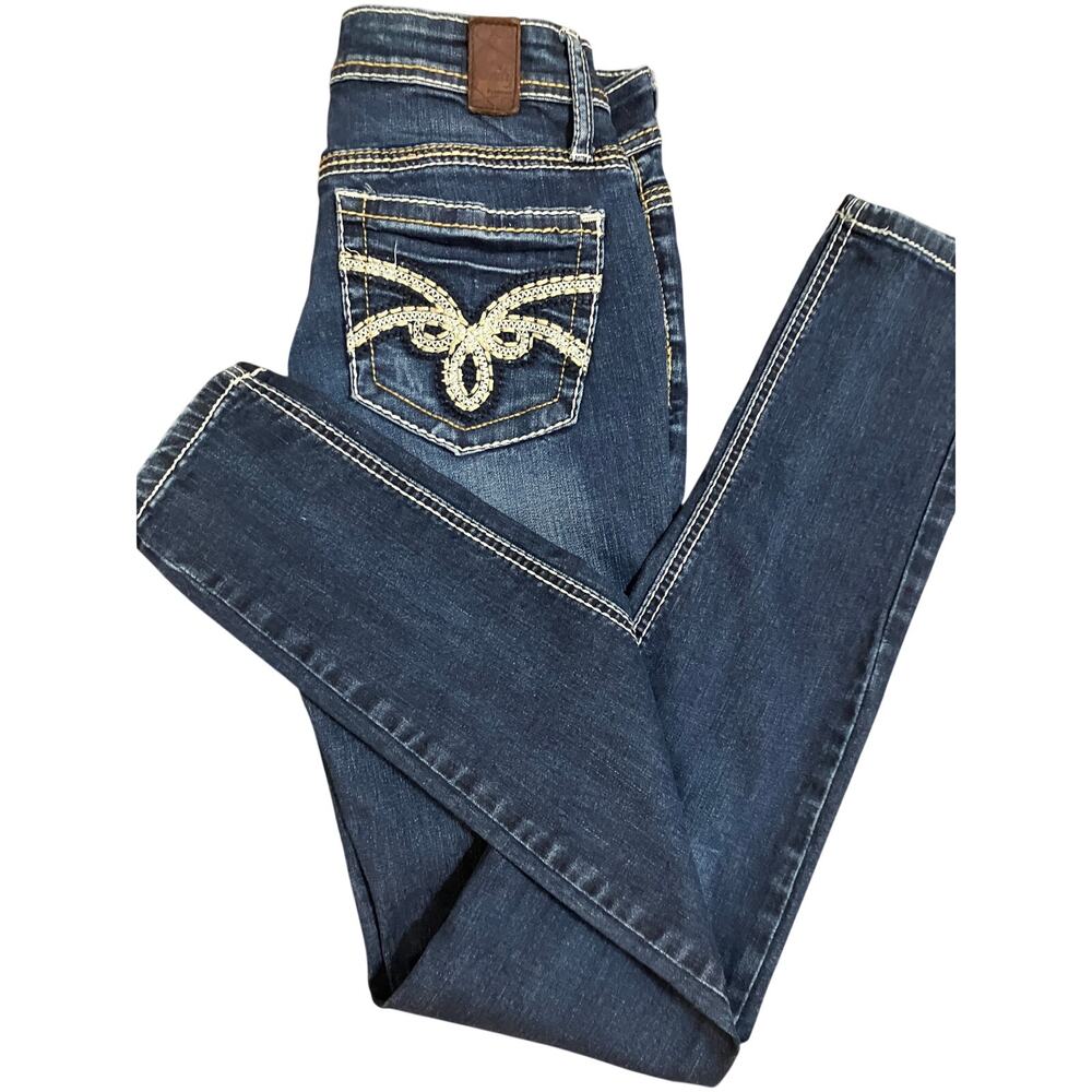 Vanity Jeans rocking the stitching 27x32